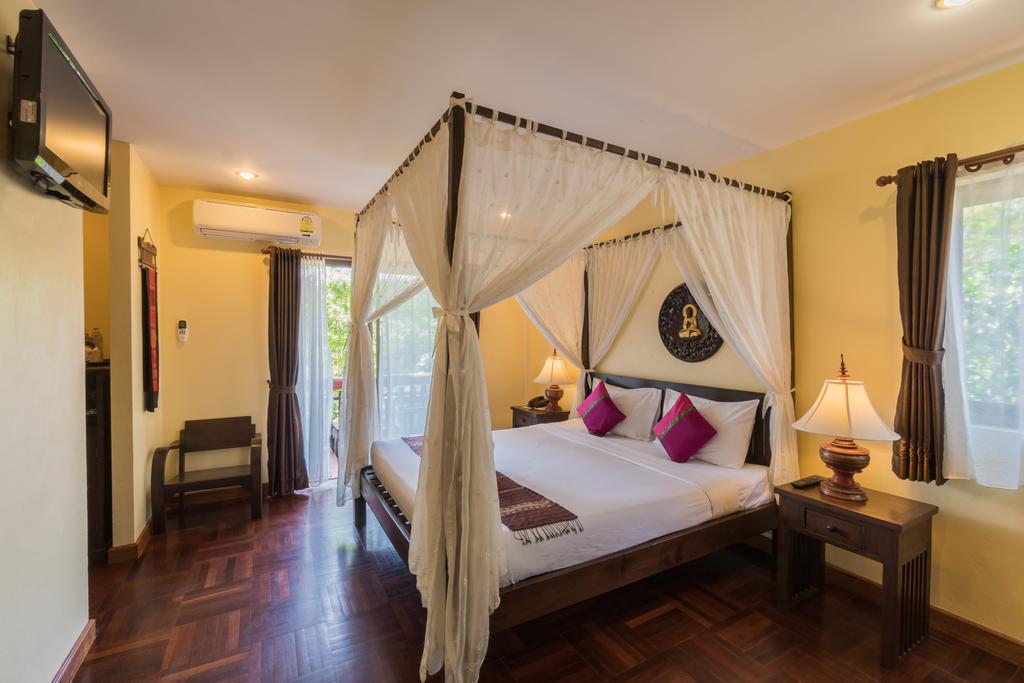 Coral Hotel Bangsaphan Bangszaphan Kültér fotó