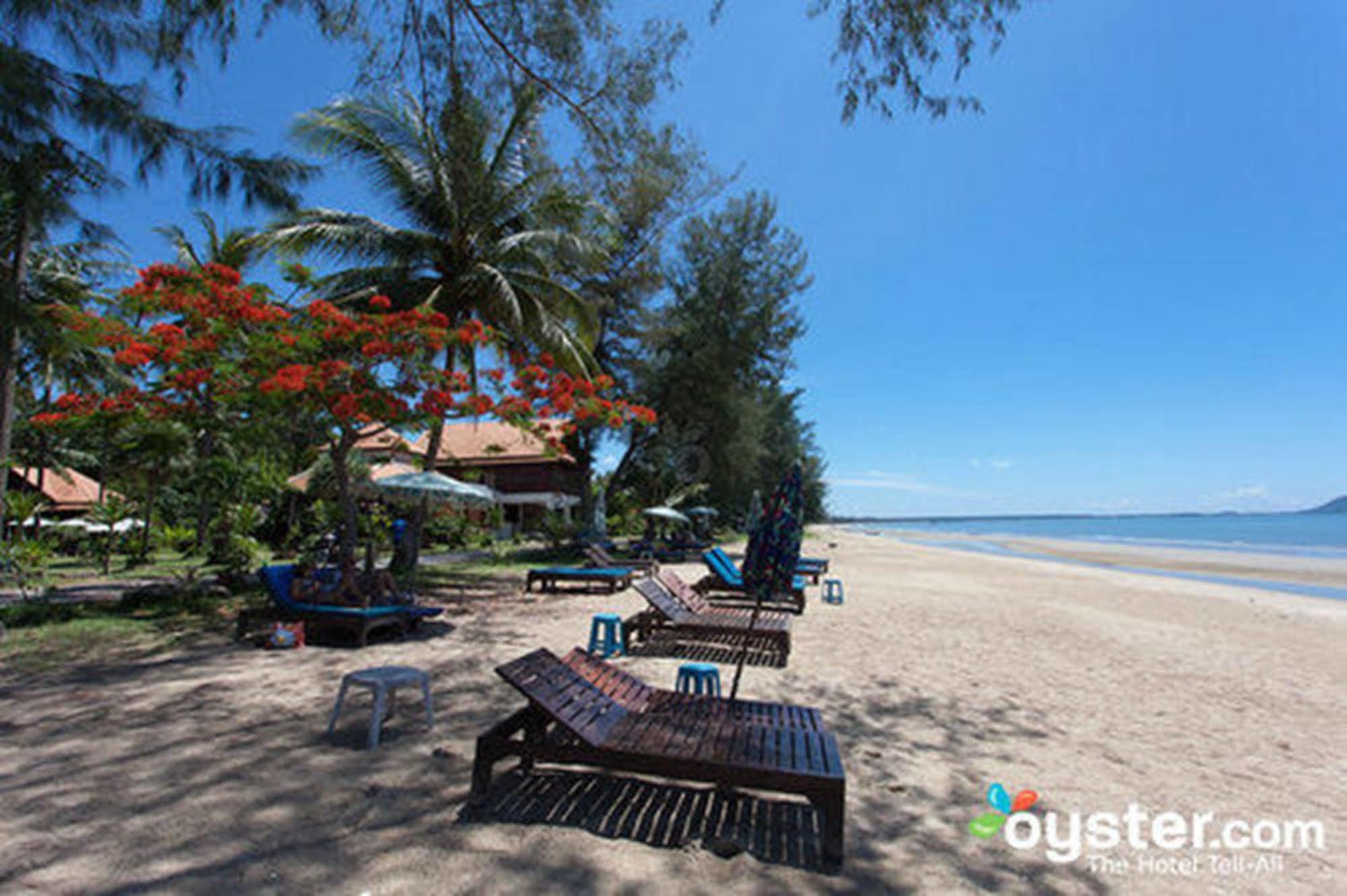Coral Hotel Bangsaphan Bangszaphan Kültér fotó